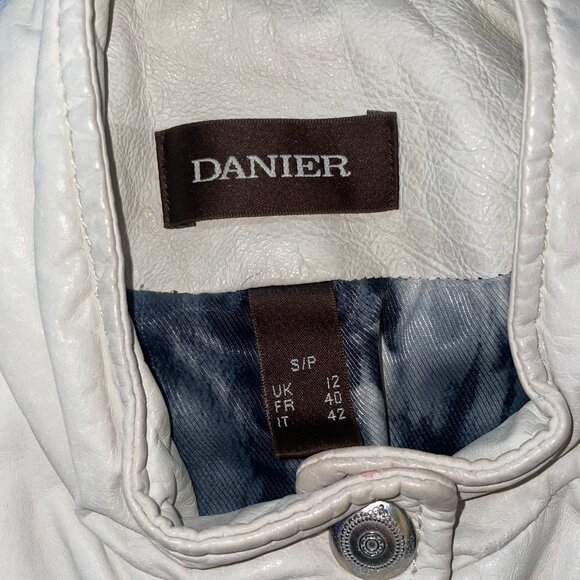 Danier leather jacket S - Picture 3 of 14